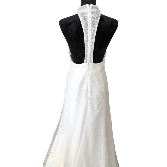 Vera Wang Sexy Elegant White High Slit Sequin Gown With Plunging Choker Neck - Picture 8 of 16